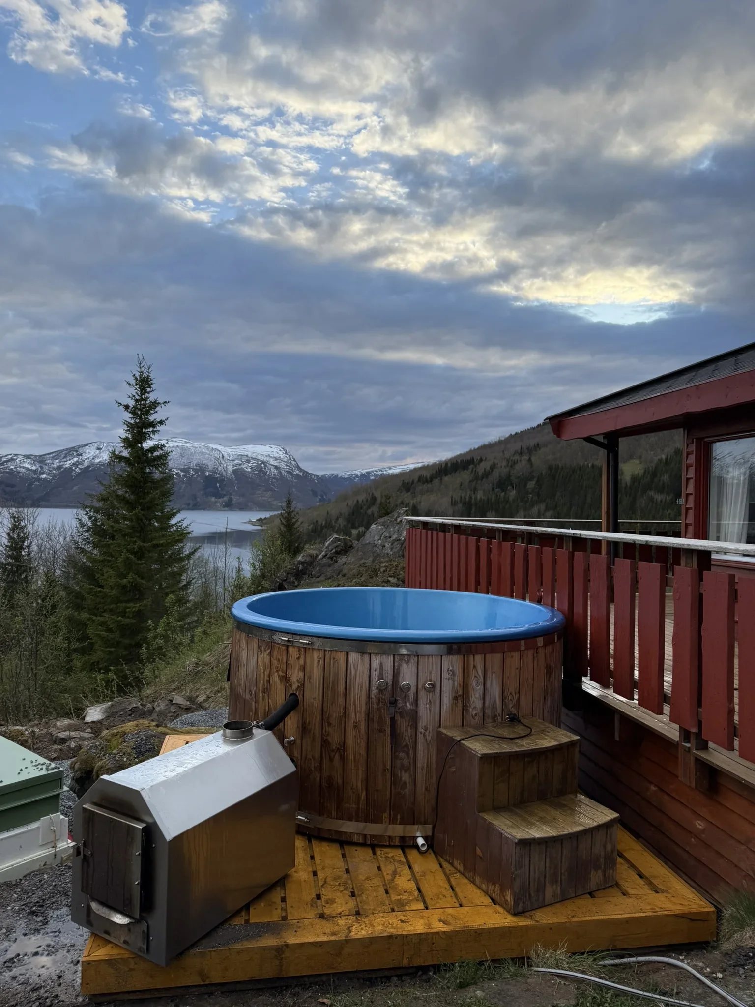 A Rustic Escape for the Whole Family